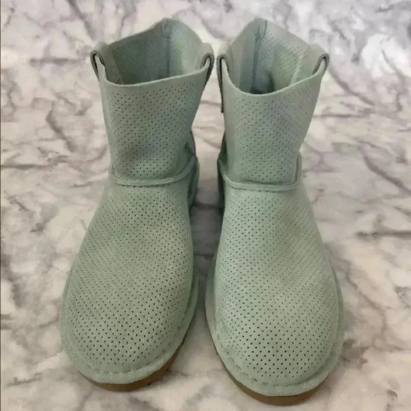 NWOT UGG Women's Classic Unlined Mini Perf Booties Light Blue Suede Size 9 - Picture 2 of 7